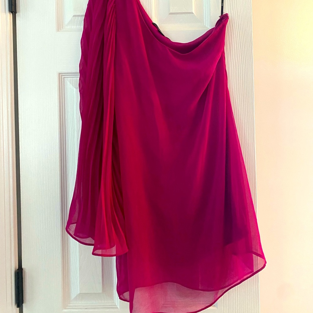 One shoulder bell sleeve pink dress